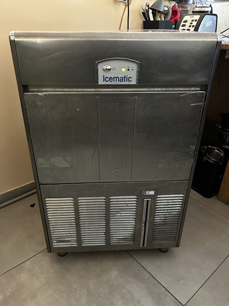 Ледогенератор с въздушно охлаждане Icematic e60