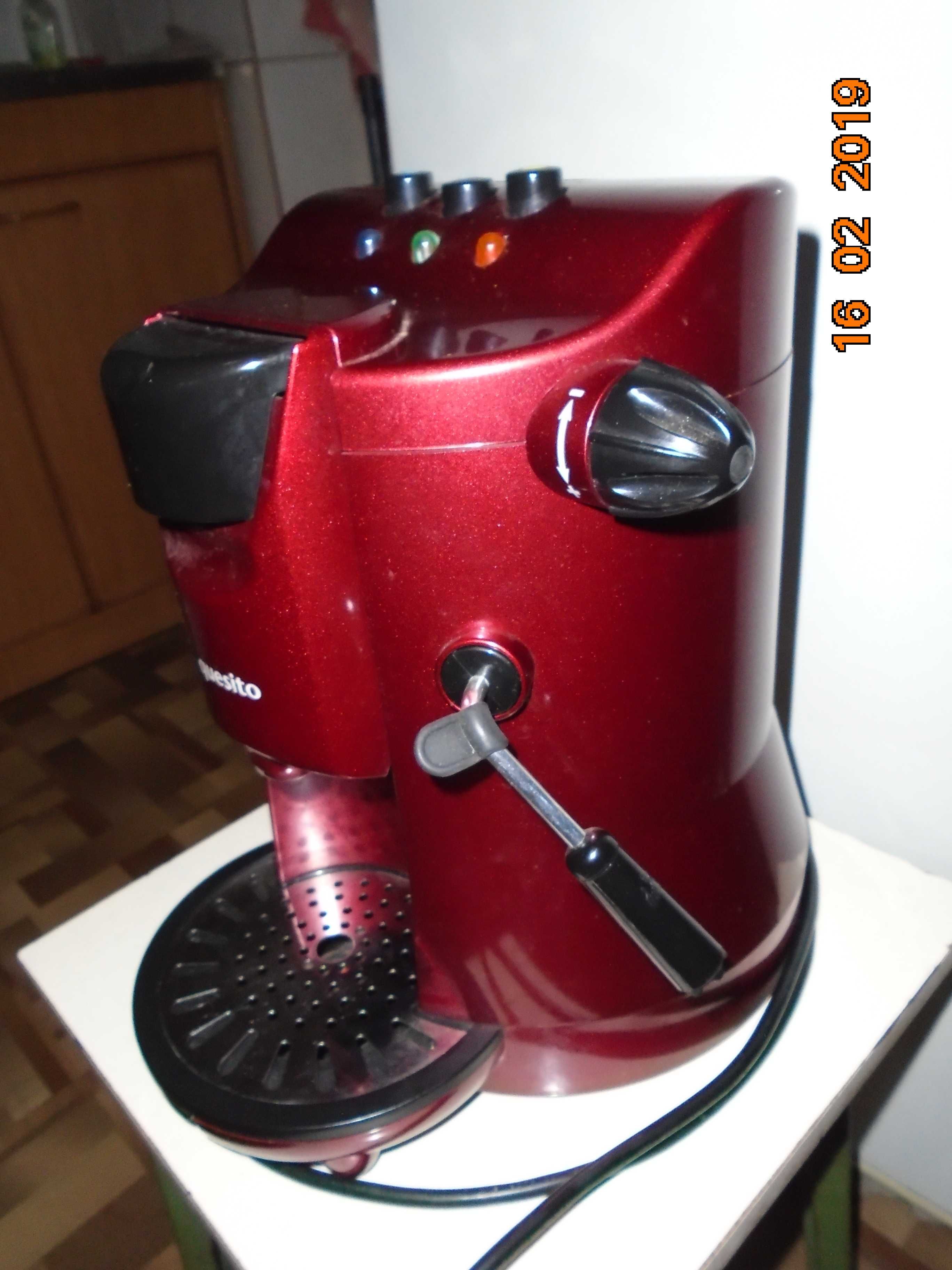 Капсульная кофе-машина Sguesito