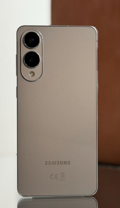 Samsung s25 edge Pret 2900 lei