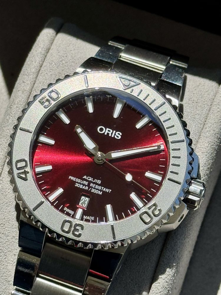 ORIS Aquis date taste