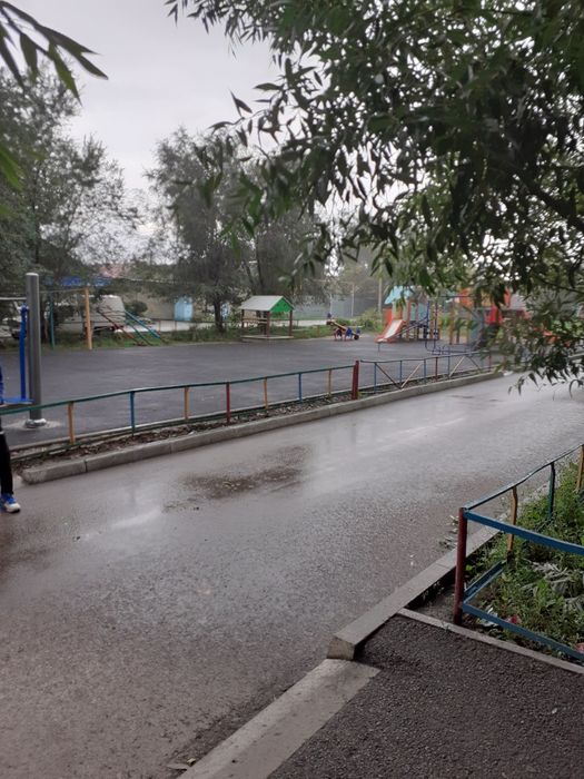 Продам двухкомнатную.