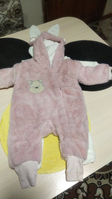 Продам детские комбинезоны