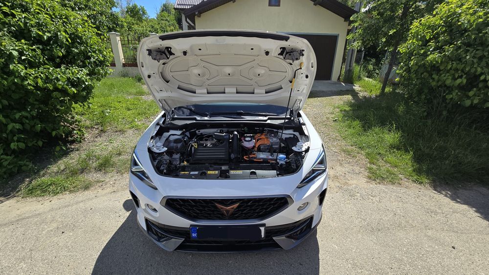 Cupra Formentor 1.4 benzina + plug in hybrid 204 CP 2022 41000km