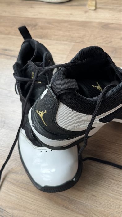Adidas Nike Jordan