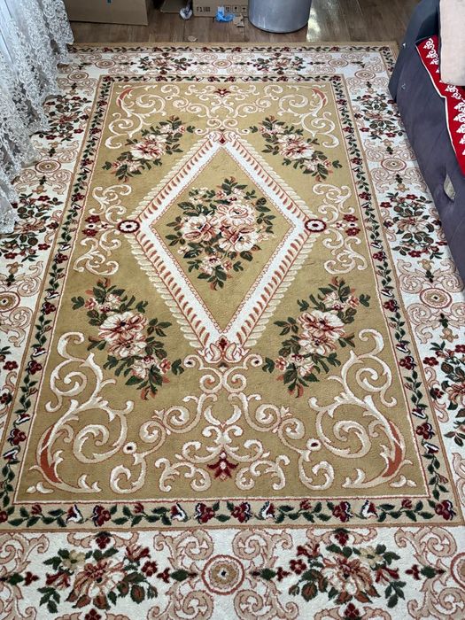 Продам хороший ковер