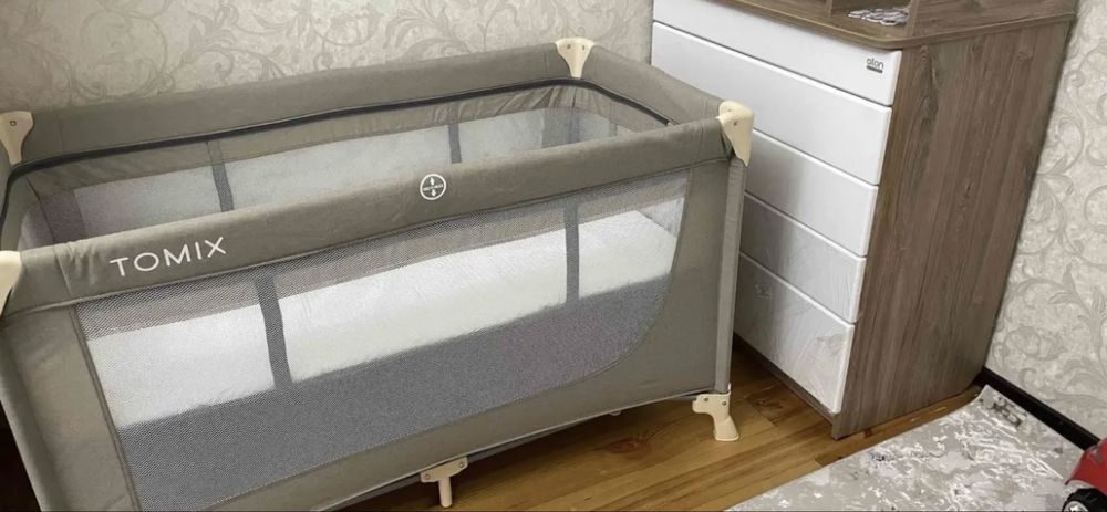 Манеж-кровать складная