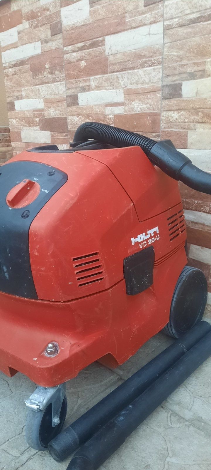Прахосмукачка Hilti VC-20U Тупалка СухоСтроителсво