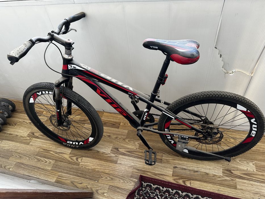 Продается велосипед в хорошем состоянии , 26 размер