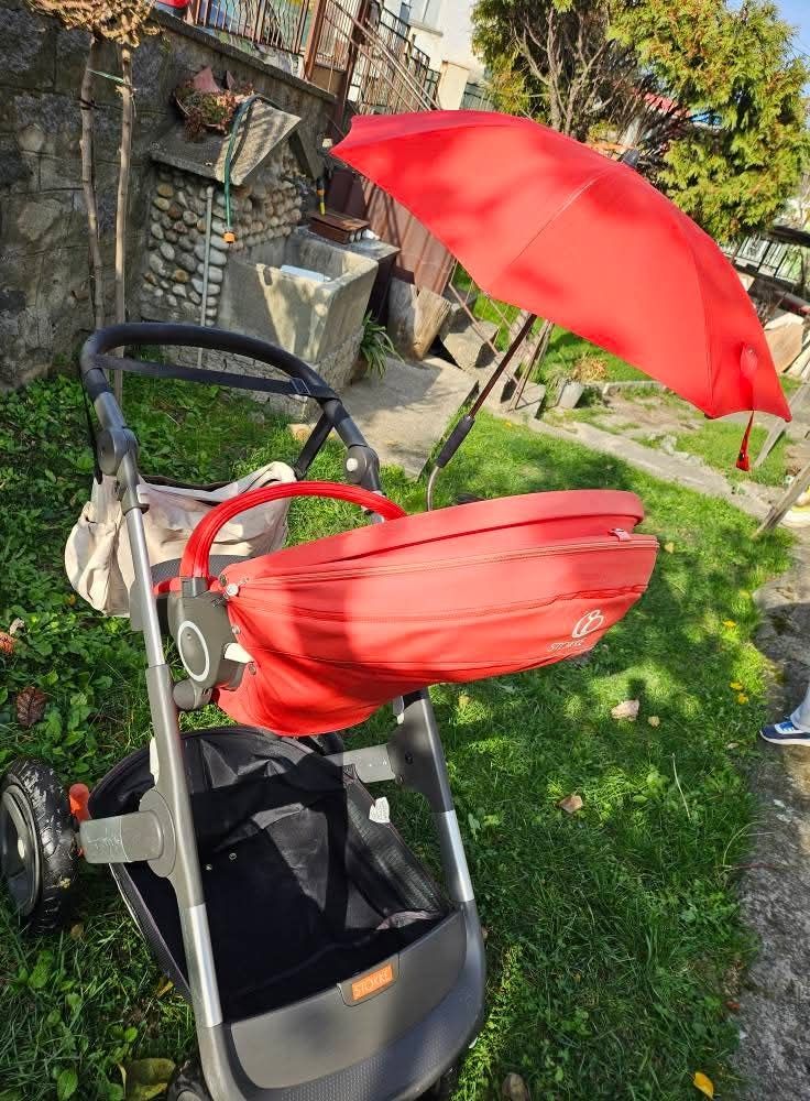 Детска количка Stokke trailz с включени всички аксесоари и зимно чувал