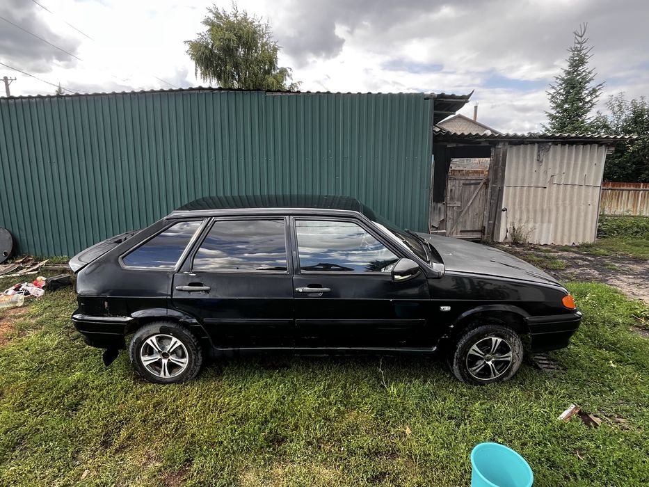 Продам машину ваз 2114