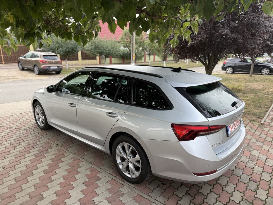 Skoda Octavia 2021 Cockpit Digital Distronic Led Metrix
