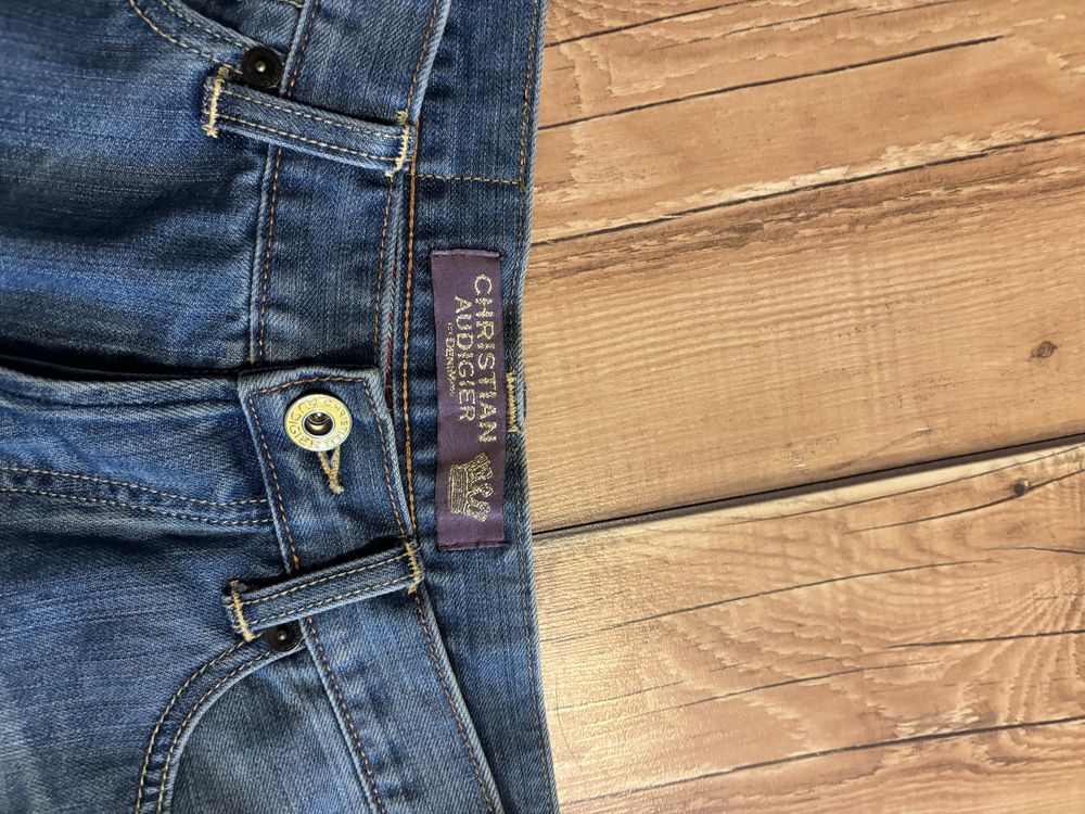 Vand Blugi Ed Hardy