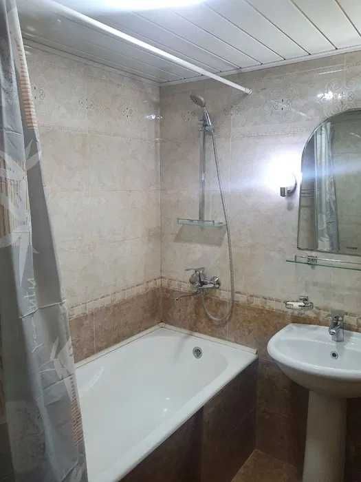 Сдается 5 комнатная квартира на Карасу 1