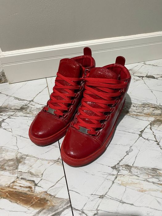balenciaga arenas