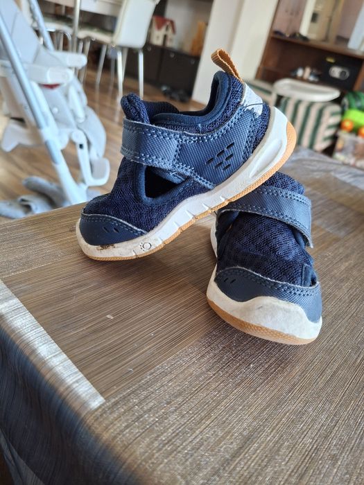 Обувки за прохождане