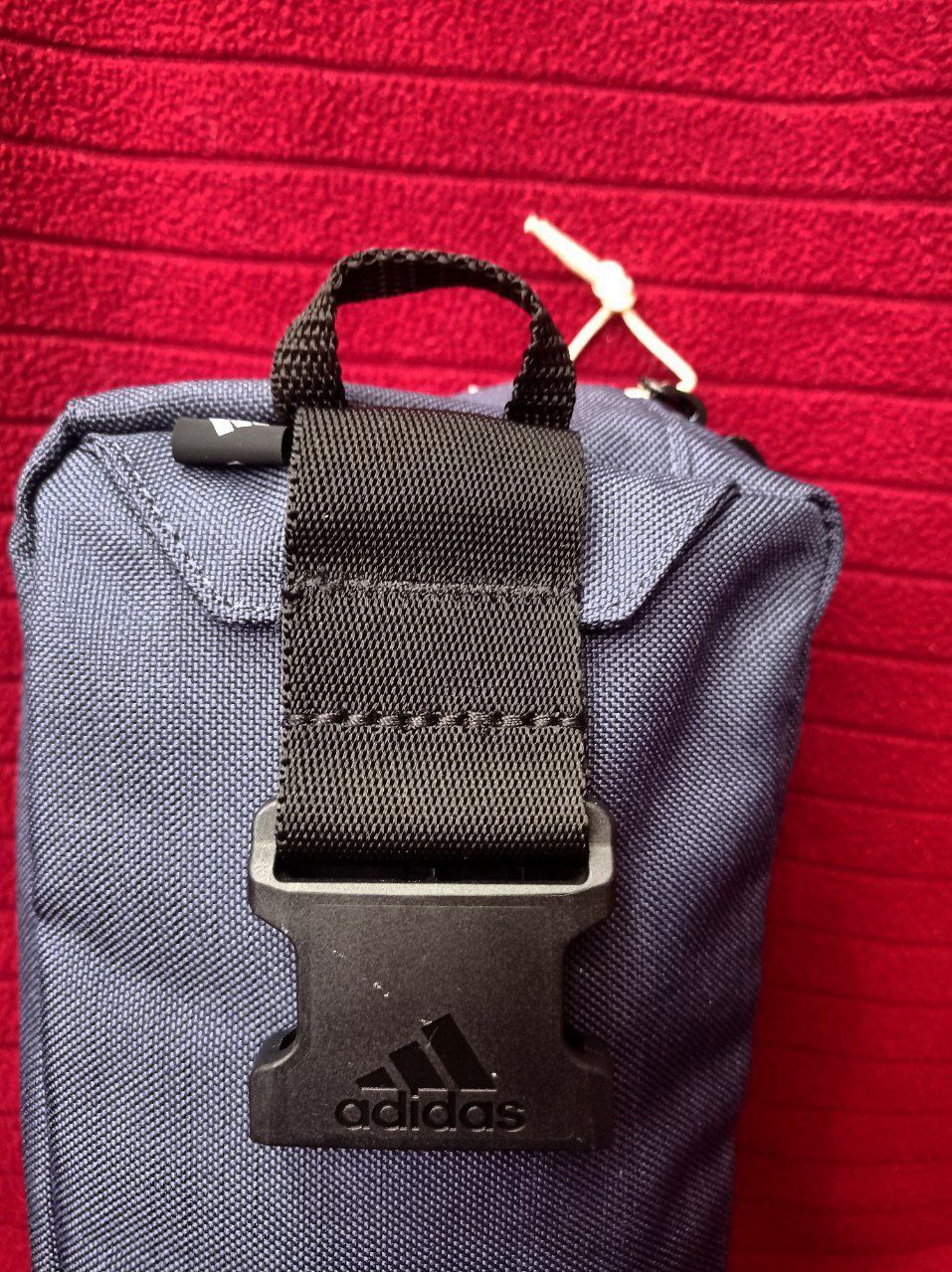 Унисекс-сумка от Adidas LINEAR BUM BAG. ( Оригинал ) Made in Indonesia
