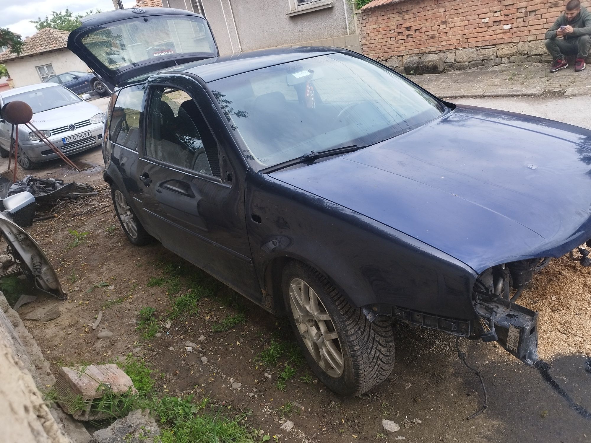 Продавам голф 4 1.9 101 4х4 На части