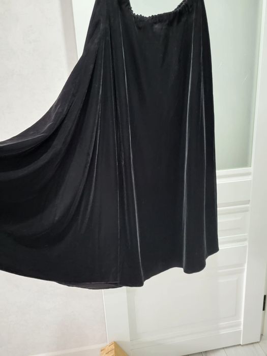 Велюровая Новая юбка  48-50-52 +кофта в подарок