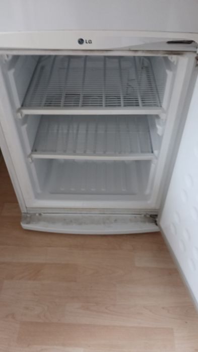 Продам Холодильник Lg