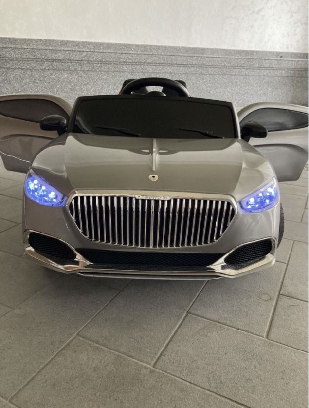 Детская машина Maybach 5 моторов