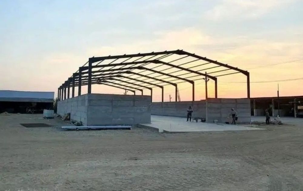 Vand hale și structuri metalice din europrofile la preturi accesibile