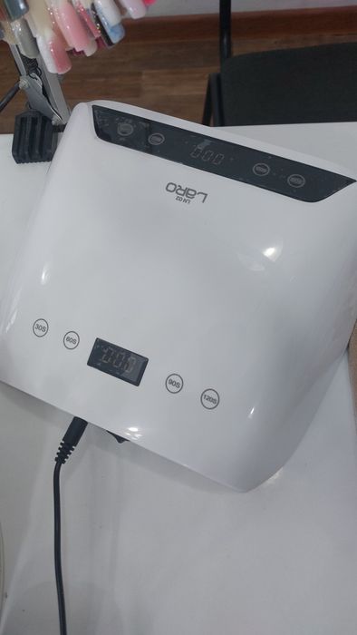 Лампа для маникюра