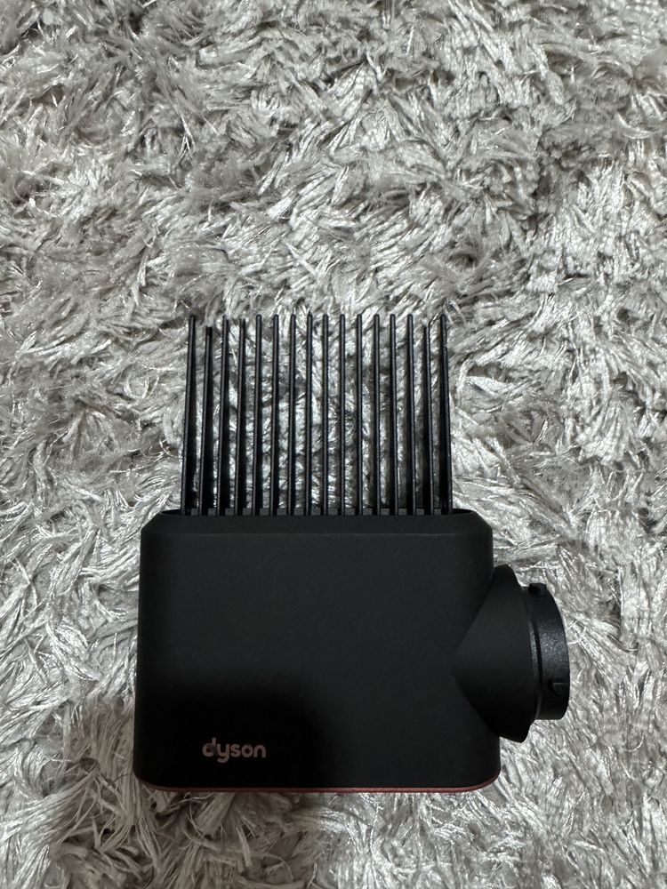 Приставка за коса Dyson