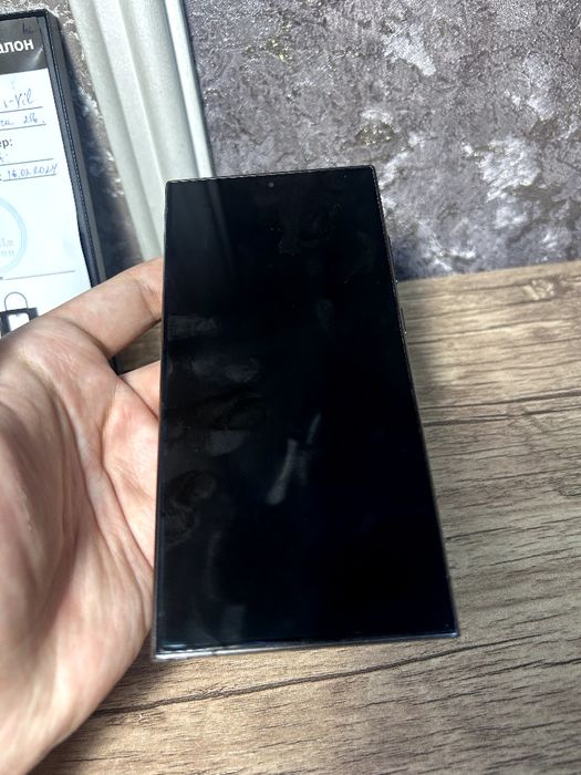 Samsung S24 Ultra aybi bor