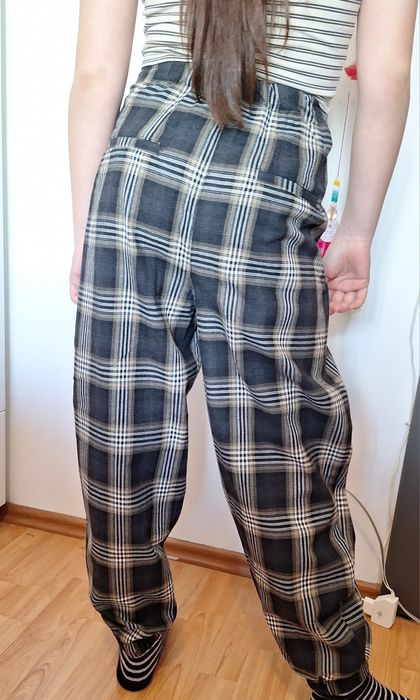 Pantaloni Bershka  XS