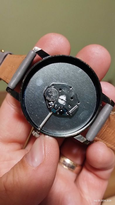 Ceas de mana cu baterie (NU ESTE SMART WATCH) - NEGOCIABIL