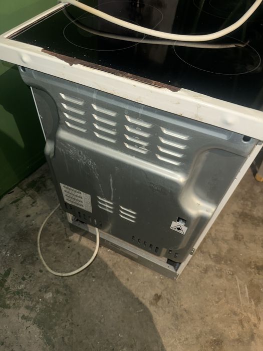 Aragaz-cuptor electric AEG
