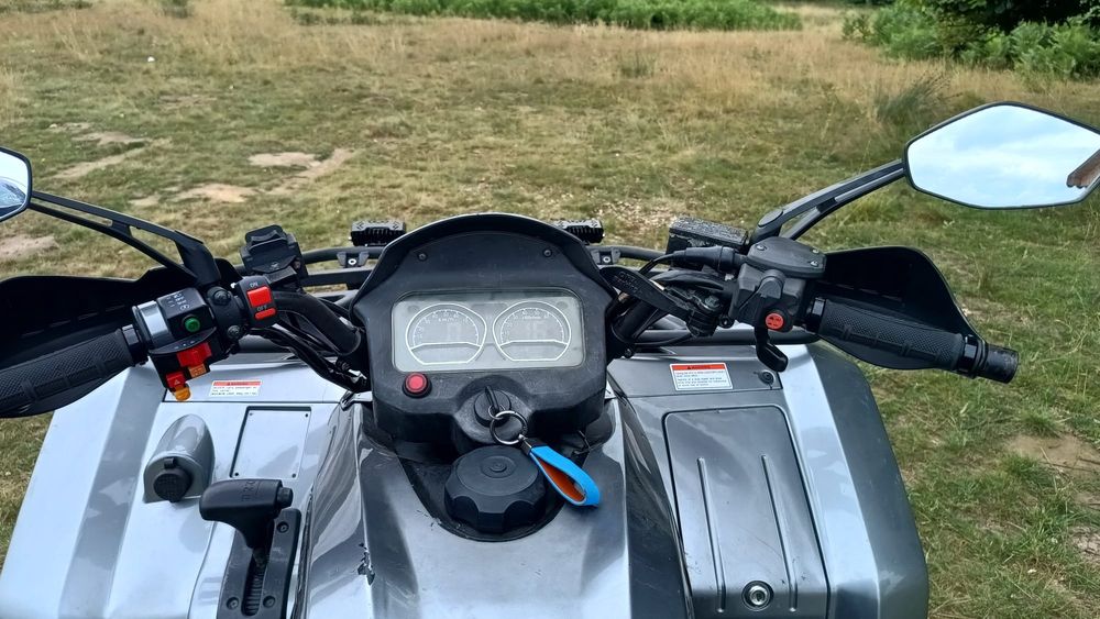 Vând atv cf moto 625i