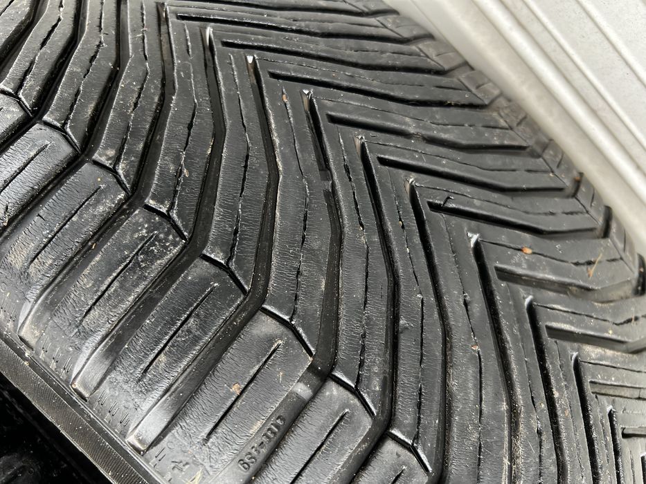 Гуми мишелин всесезонни 265/60 R18 4 бр
