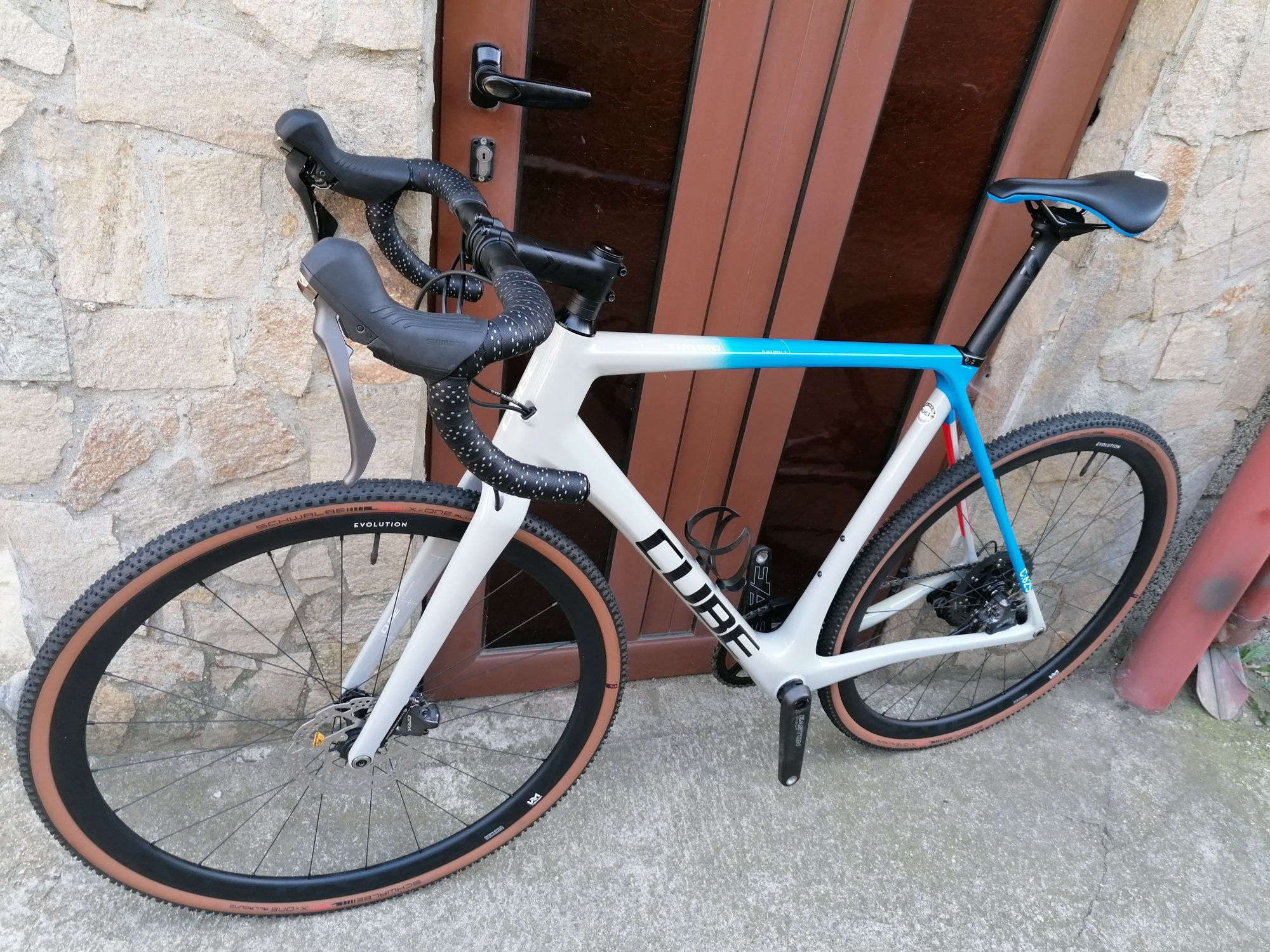 CUBE Гравел карбон, Shimano GRX 1*11, като нов!КАПАРИРАН!