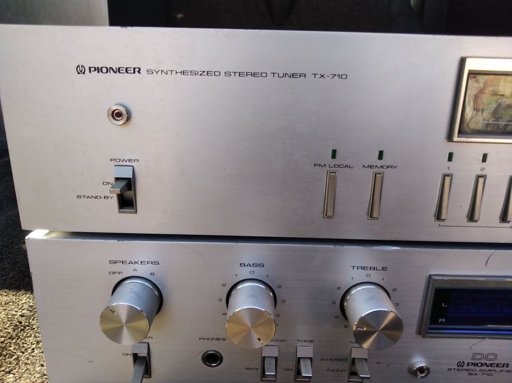 Pioneer Sa710& Tx710 blue line