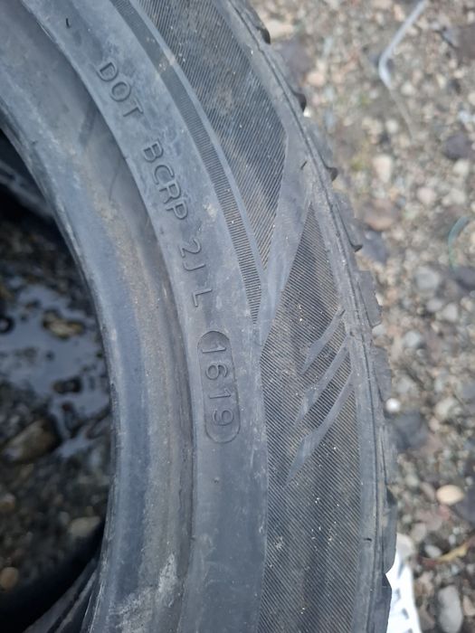 Vand 1 anvelopa 205 55 16 laufen buna de iarna