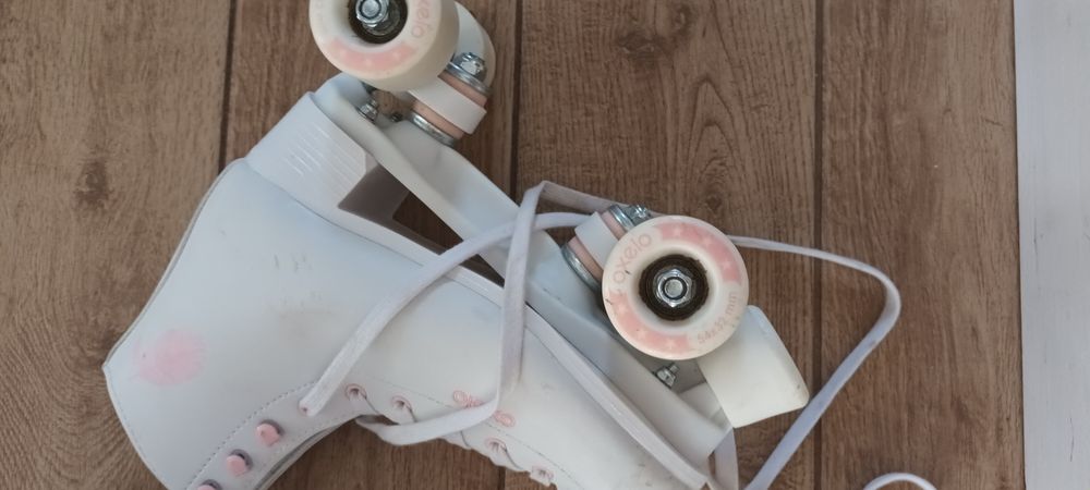 Vand role pentru copii