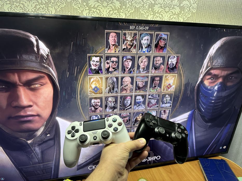 Ps4 slim на 1TB+2 джойстика 22 игр