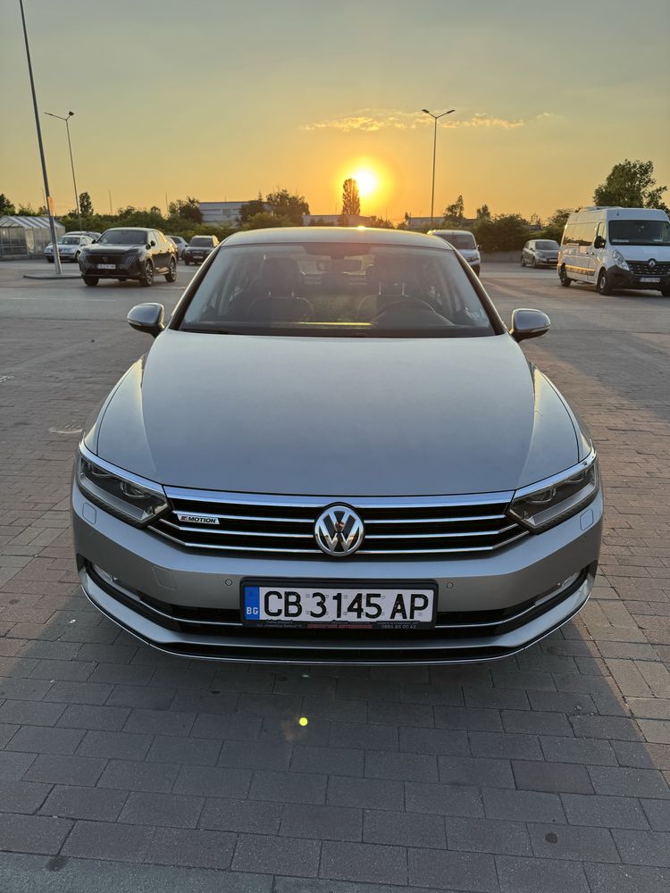 VW Passat B8 2.0 BiTDI 240кс 4x4 | Highline | DSG | Отличен | Обслужен