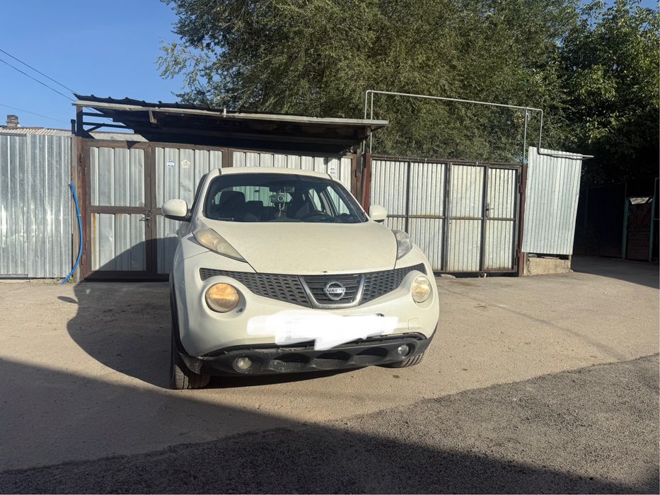 Nissan Juke, 2013 года, вариатор