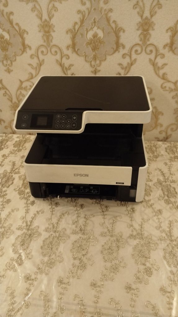 2140 3v1 Epson printer срочный сотилади