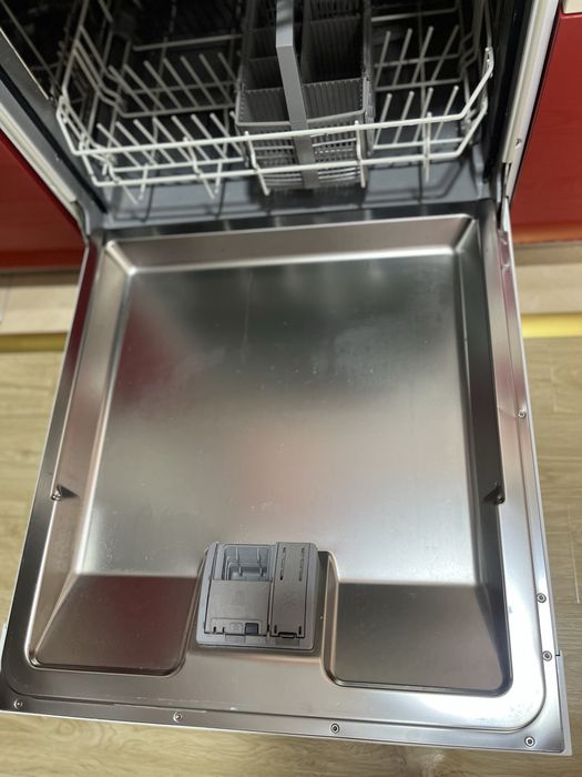 Masina de spalat vase Bosch