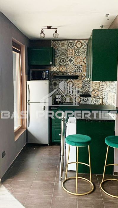 1-стаен в София-Света Троица площ 47