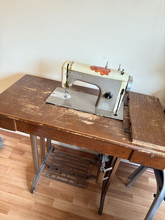 Masina de cusut Ileana