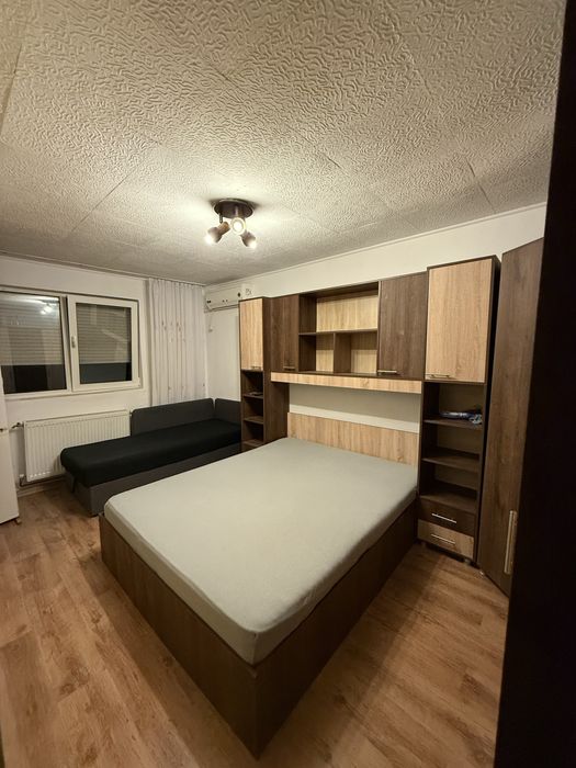 Închiriez garsonieră