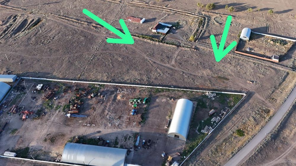 25 соттық екі жер