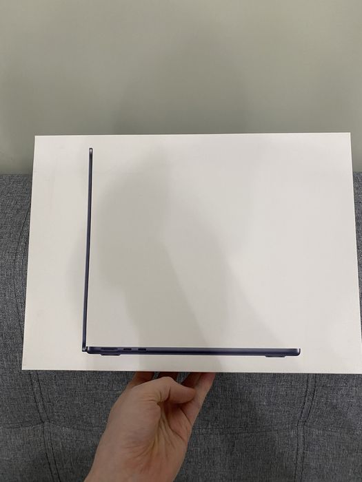 Продам Macbook Air M3