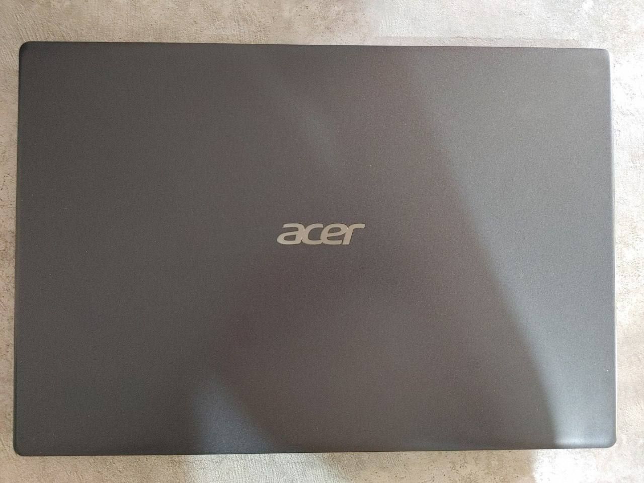 Нотбук сотилади  Acer