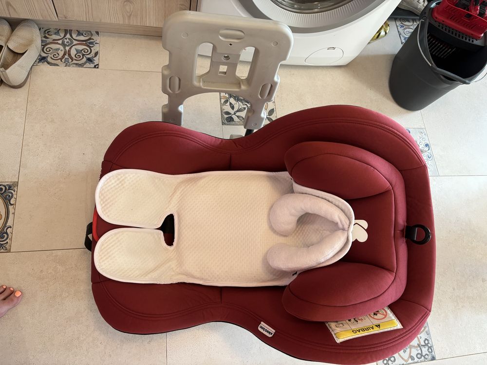 Столче за кола kikka boo 0-25 кг 360 градуса въртене