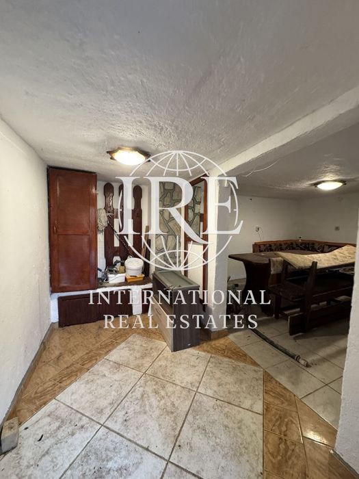 Къща в Варна, област-с.Константиново площ 85 цена 149000 двор 2350 кв